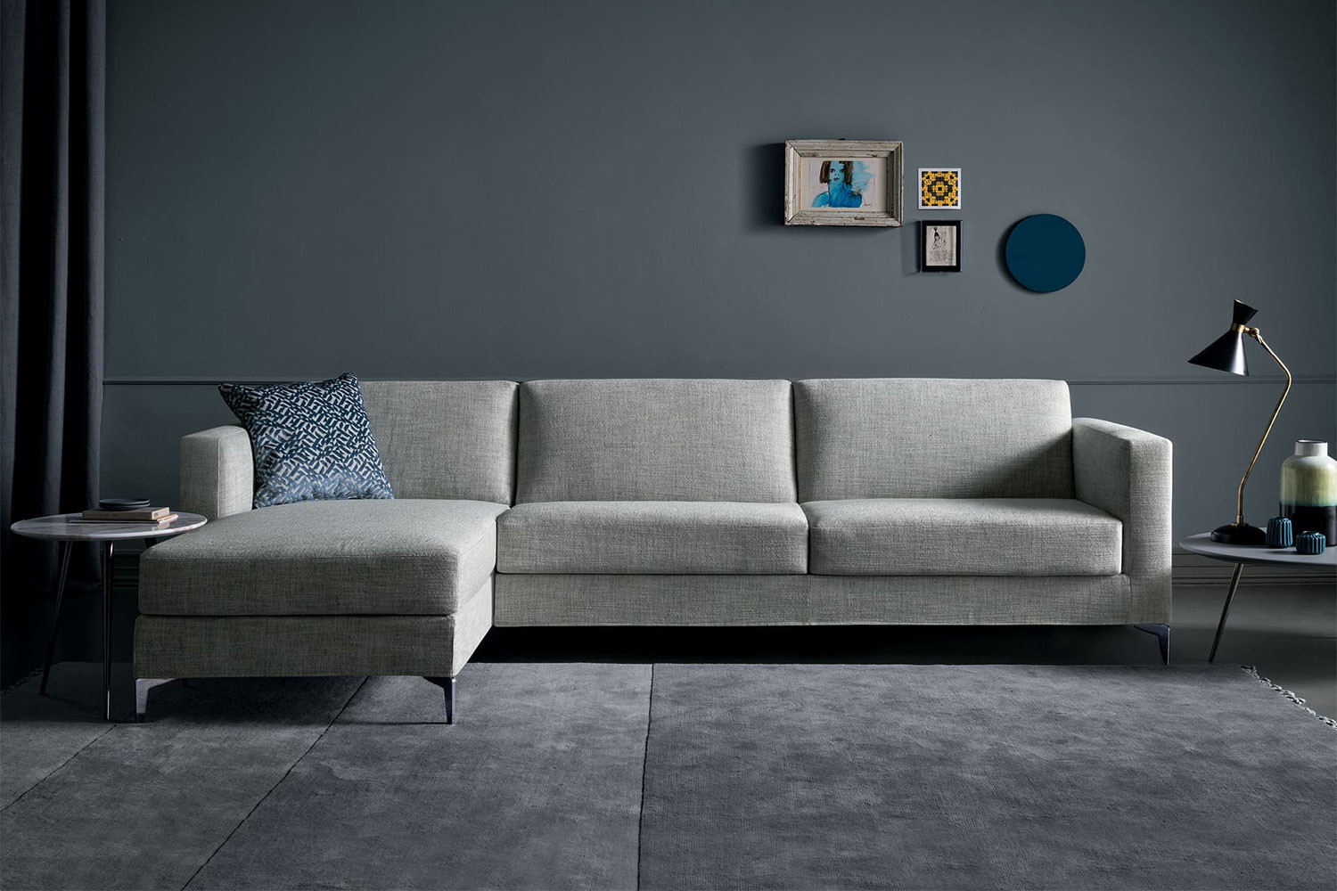 High sectional sofa bed with tapered metal legs Richard